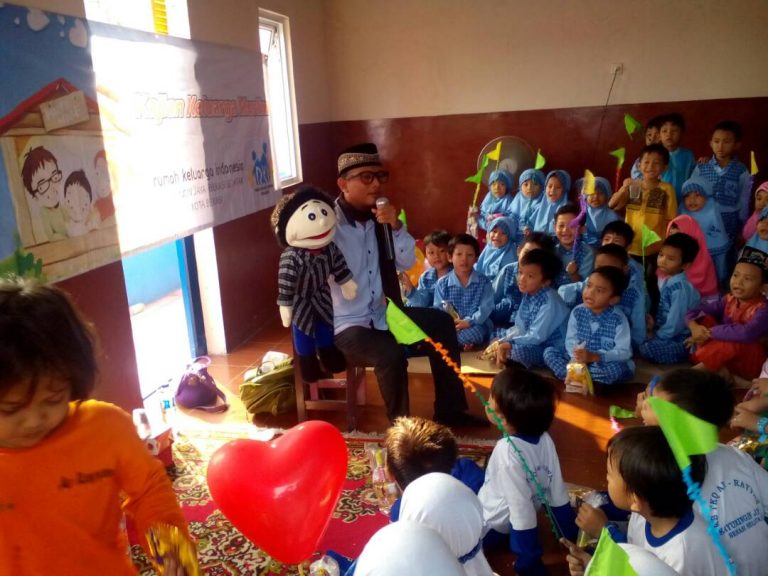 DPRa PKS Kayuringinjaya Sediakan “Paket ke Bulan” untuk Sambut Ramadhan