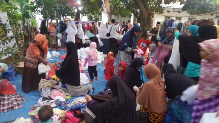 Gelar Lapak Sembako Murah, DPRa PKS Jatimelati Ingin Berbagi Kebahagiaan di Bulan Ramadhan