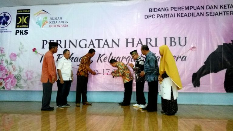 BPKK PKS Bekasi Selatan Sambut Hari Ibu