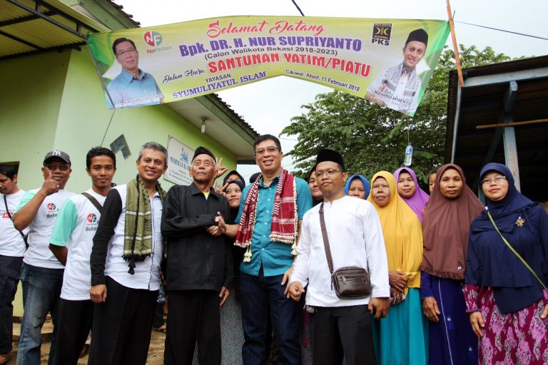 Sehari Bersama Nur Supriyanto di Bantar Gebang