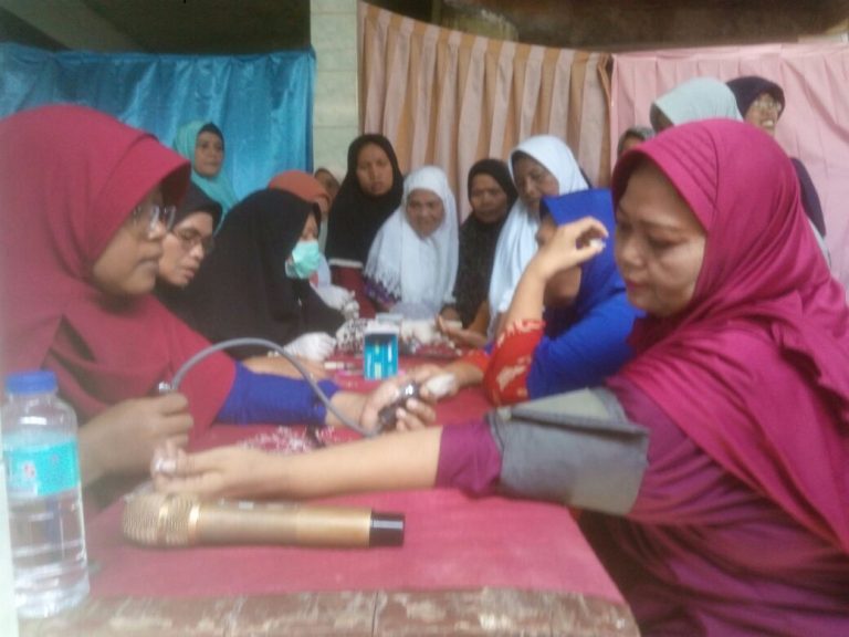 Nur Supriyanto Kejutkan Warga Margahayu dengan Menggelar Cek Kesehatan Gratis