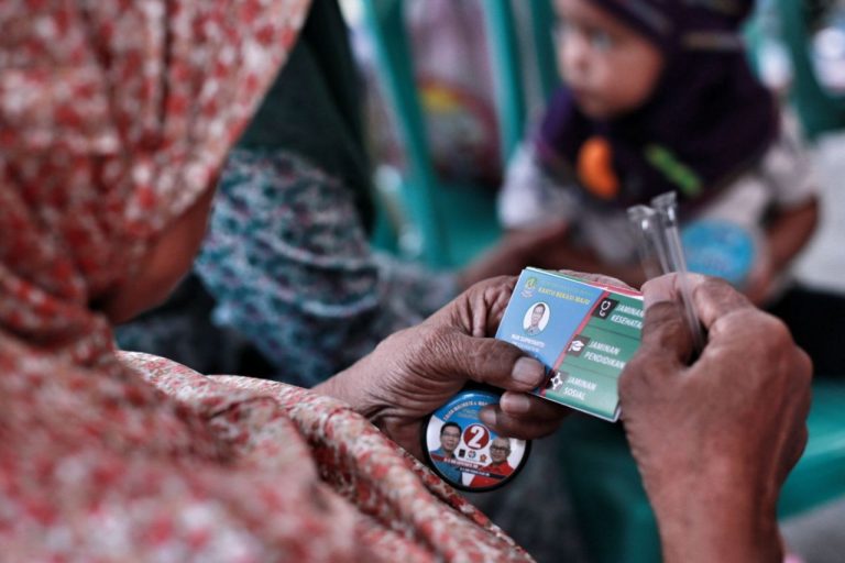 Datangkan 3 Dokter, Relawan NF Bekasi Timur Layani Cek Kanker Serviks Gratis