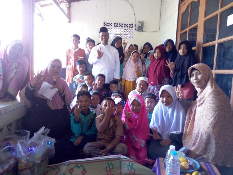 Kadarusman Somad Semangati Ibu-ibu Majelis Taklim Kotabaru