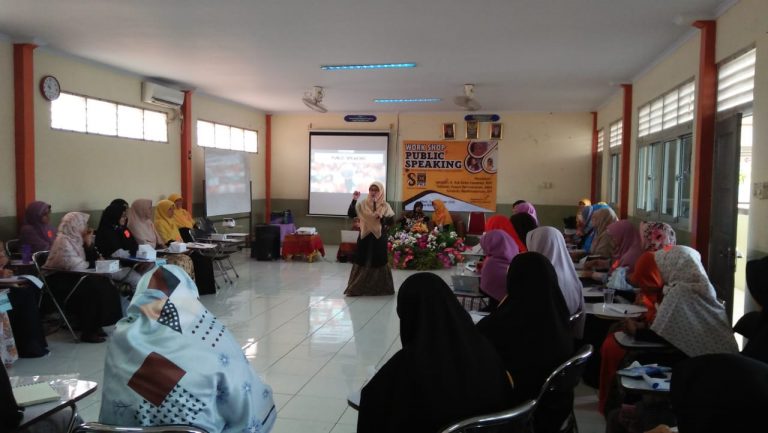 PKS Jatiasih Adakan Pelatihan Public Speaking untuk Emak-emak