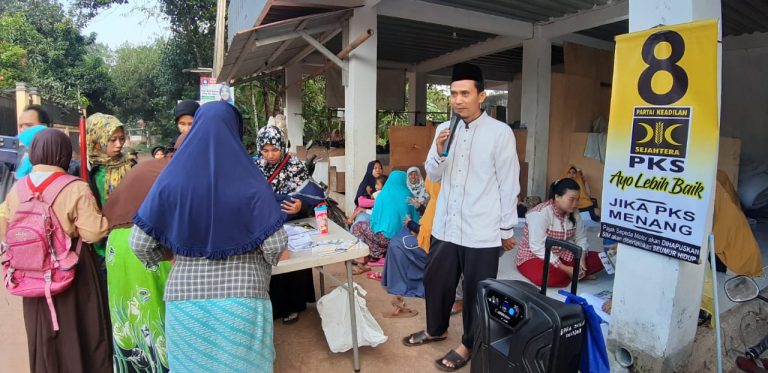 Sarapan Pagi Bareng Warga Sekaligus Sosialiasi Pemilu Dari PKS Jatisari