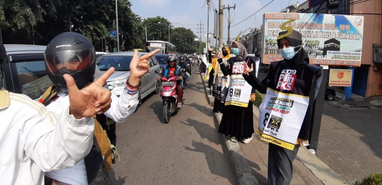 Ratusan Kader PKS Jatiasih Ramaikan Flashmob