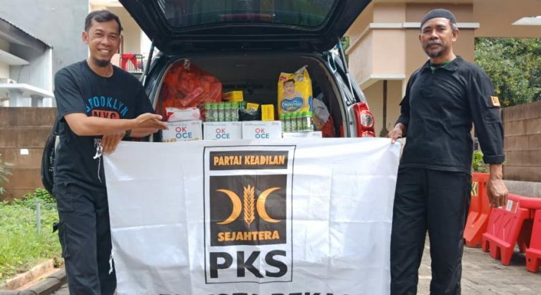 DPC PKS Jatisampurna; Berkhidmat itu Tidak Kenal Batas