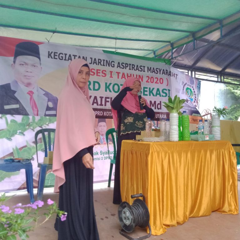 Bidang Kepemudaan DPC Bekasi Utara dan PKS Muda menggelar Workshop Hidroponik