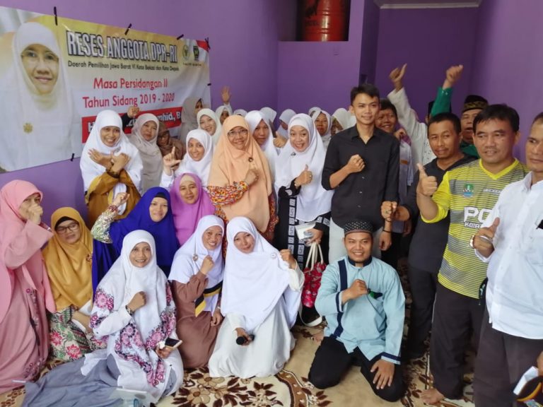 Nur Azizah Tamhid Resmikan Rumah Aspirasi di Pondok Gede