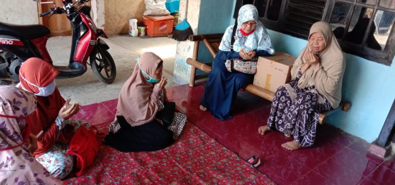 Amalkan Hadits Rasulullah, BPKK PKS Padurenan Silaturahim kepada Para Ustadzah