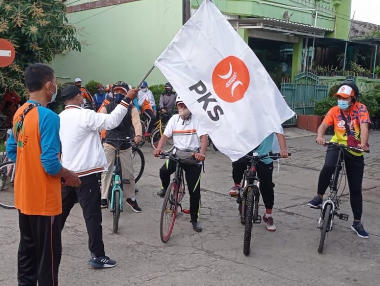 Gowes Se-Kota Bekasi, Pesepeda Teluk Pucung Ikuti Agenda Bidang Kepanduan PKS