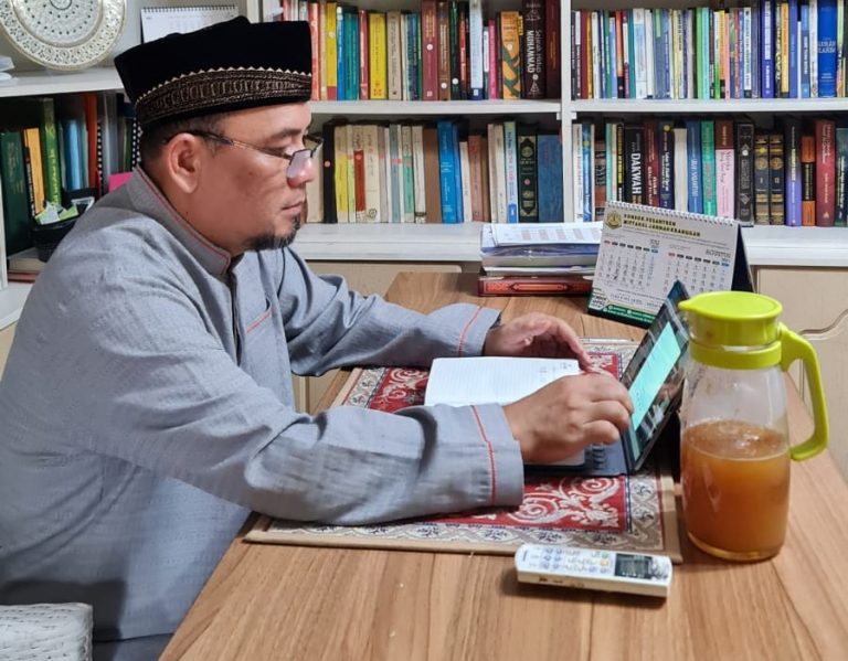 Buka Orientasi Orang Tua Perguruan Darul Hikmah, Heri Koswara Bercita Lahirkan Generasi Qur’ani