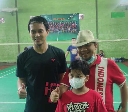 HUT RI Ke-76, Heri Koswara Berolah Raga Bersama Pebulutangkis Mohammad Ahsan