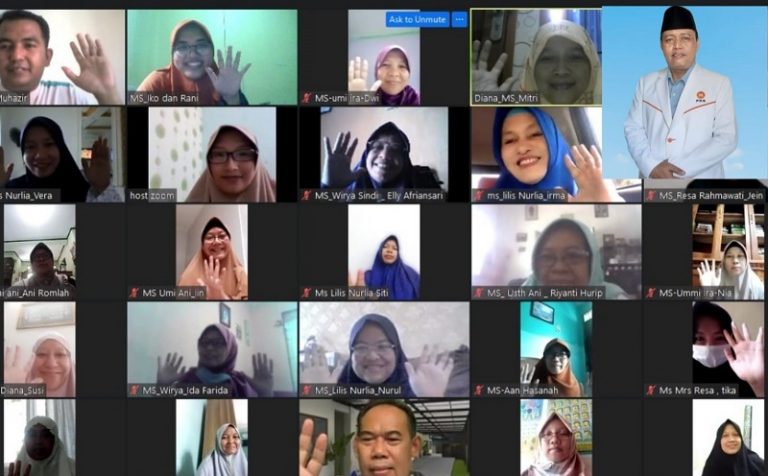 Webinar Kerelawanan Bangkitkan Semangat Melayani Kader PKS Medan Satria