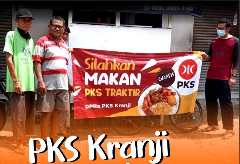 PKS Kranji Traktir Makan Siang Warga