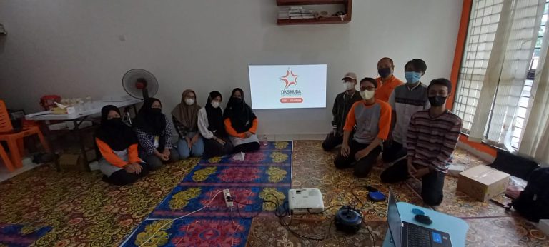 Antusiasme Peserta Pelatihan Desain Grafis ke-2 PKS Muda Jatisampurna