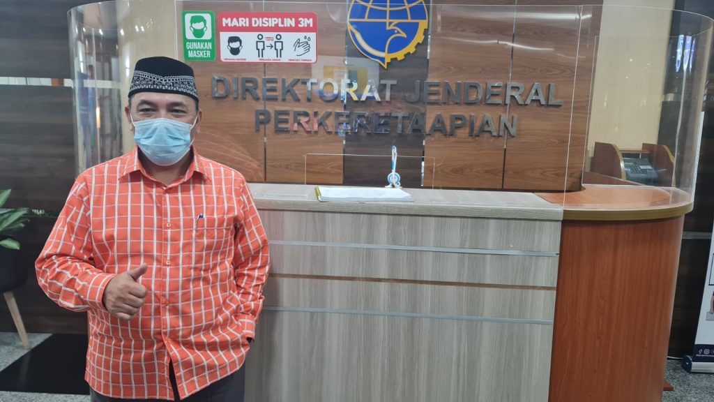 Perkeretaapian