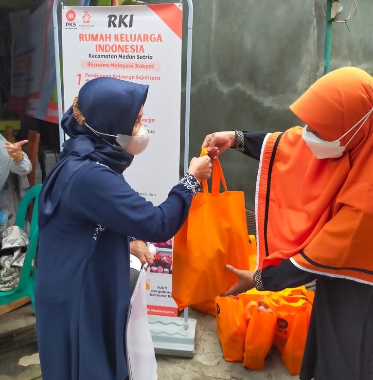 Warga Harapan Mulya Dukung Program Jumat Berkah BPKK PKS Medan Satria