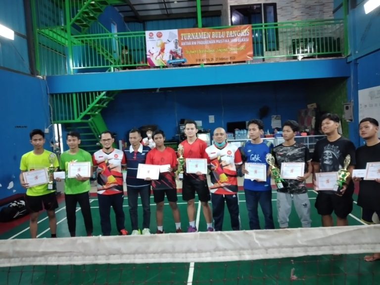 Rekrutmen Anggota Baru, PKS Pedurenan Gelar Turnamen Bulutangkis