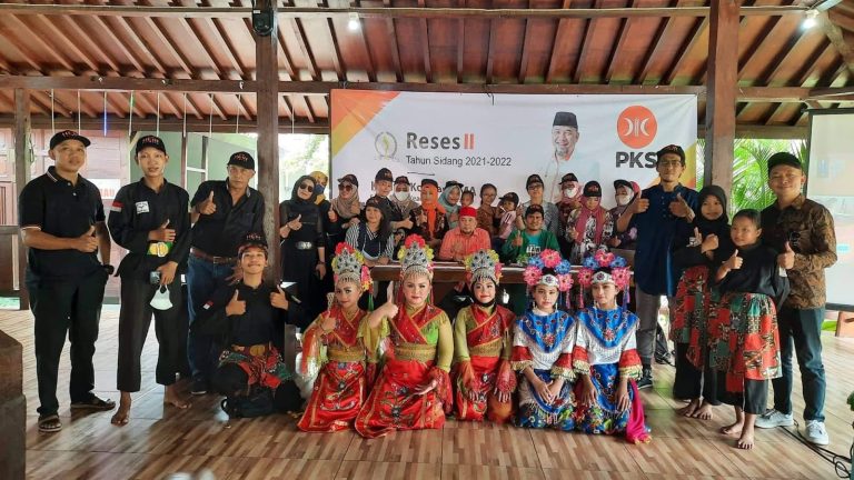 Reses Masa Sidang 2, Pelaku Seni Kota Bekasi Sampaikan Aspirasi ke Bang HK