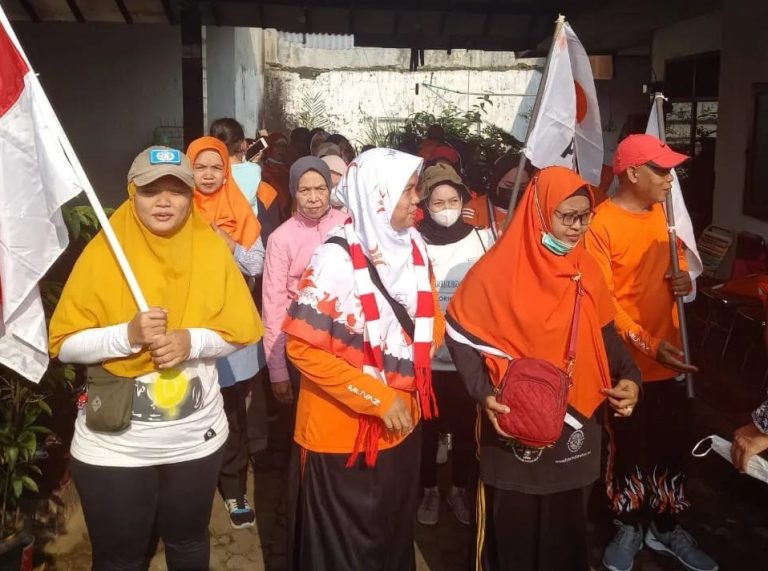 Komunitas Senam PKS Taruna Tiga, Keliling Kampung Kenalkan PKS pada Masyarakat