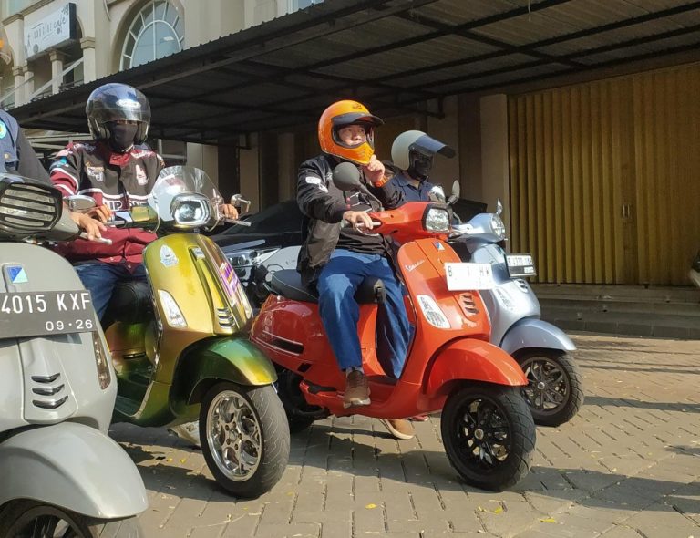 Sunmori Bersama Bekasi Scooter Reborn, Bang HK Riding Bareng Sambil Serap Aspirasi Pecinta Vespa