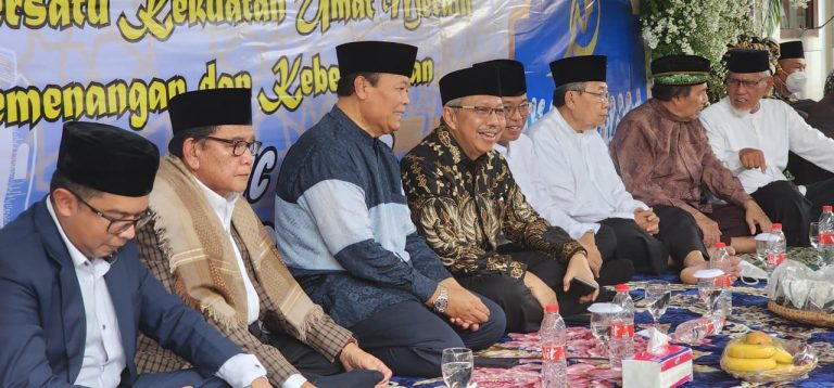 Bersama BKMT Jawa Barat, Mahfudz Abdurrahman Ajak Warga Teladani Nabi Muhammad SAW