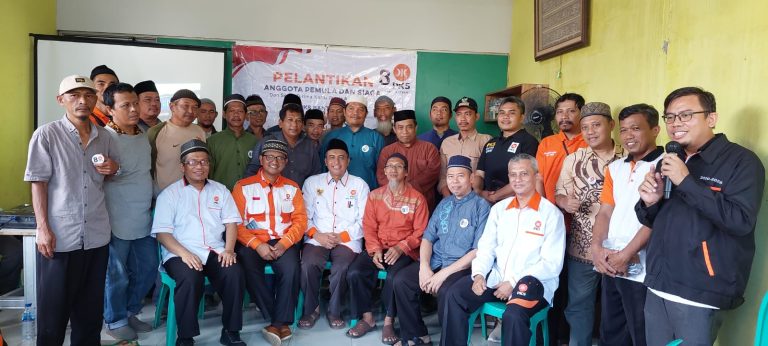 PKS Bantar Gebang Lantik Anggota Baru, Pacu Target Kemenangan 2024
