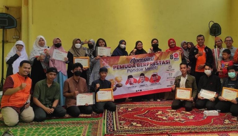 PKS Pondok Melati Berikan Penghargaan untuk Kader Muda Berprestasi Tingkat Nasional dan Internasional