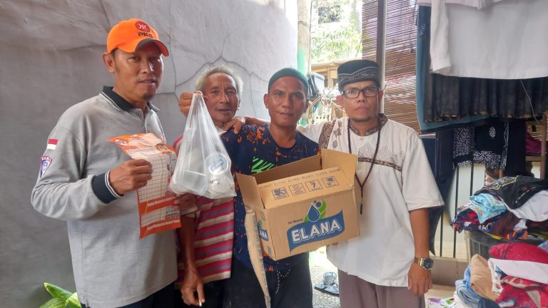 Banjir Kiriman di Bekasi Jaya, PKS Sigap Kirimkan Bantuan