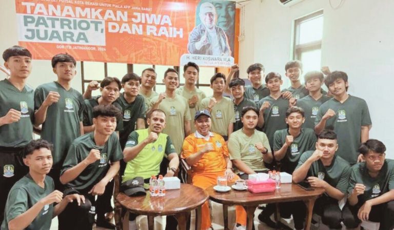 Heri Koswara Lepas 18 Atlet Futsal ke Kejurda Piala AFP Jawa Barat 2024