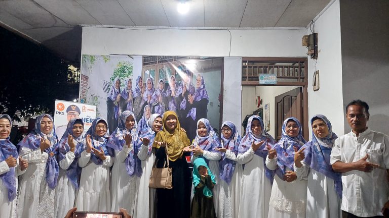 Kak Nun, Sosok Istri Calon Wali Kota Bekasi yang Ramah dan Merakyat di Majlis Taklim Nurul Ummahat