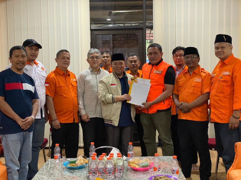 Heri Koswara – Sholihin Dapat Dukungan dari Partai Buruh