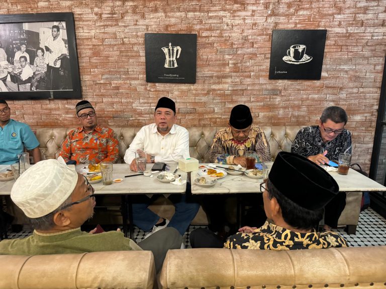 Silaturahimi Pimpinan Muhammadiyah ke Bang Heri, Titip Tiga Aspek yang Perlu Dibenahi
