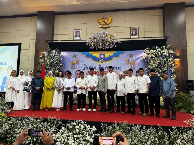 Ketua PKS Kota Bekasi Heri Koswara Hadiri Agenda Buka Puasa Bersama PAN Kota Bekasi