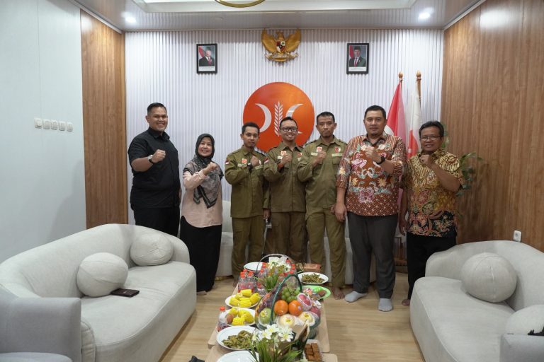 Fendaby Surya Lepas Kader Kepanduan Bekasi Ikuti Pelatihan Relawan Kemanusiaan PKS
